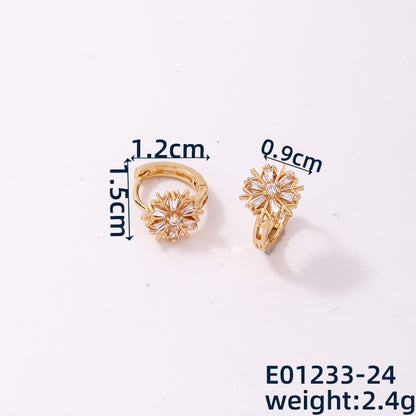 1 Piece Simple Style Flower Copper Pearl Zircon Hoop Earrings