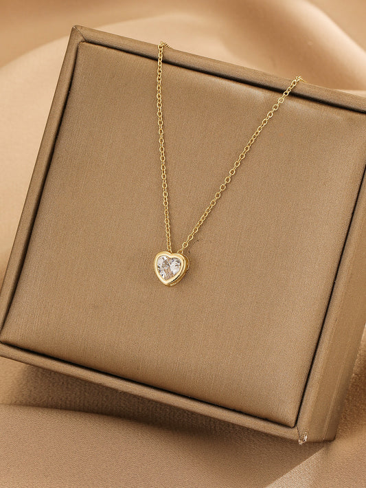 Simple Style Heart Shape Copper Zircon Pendant Necklace