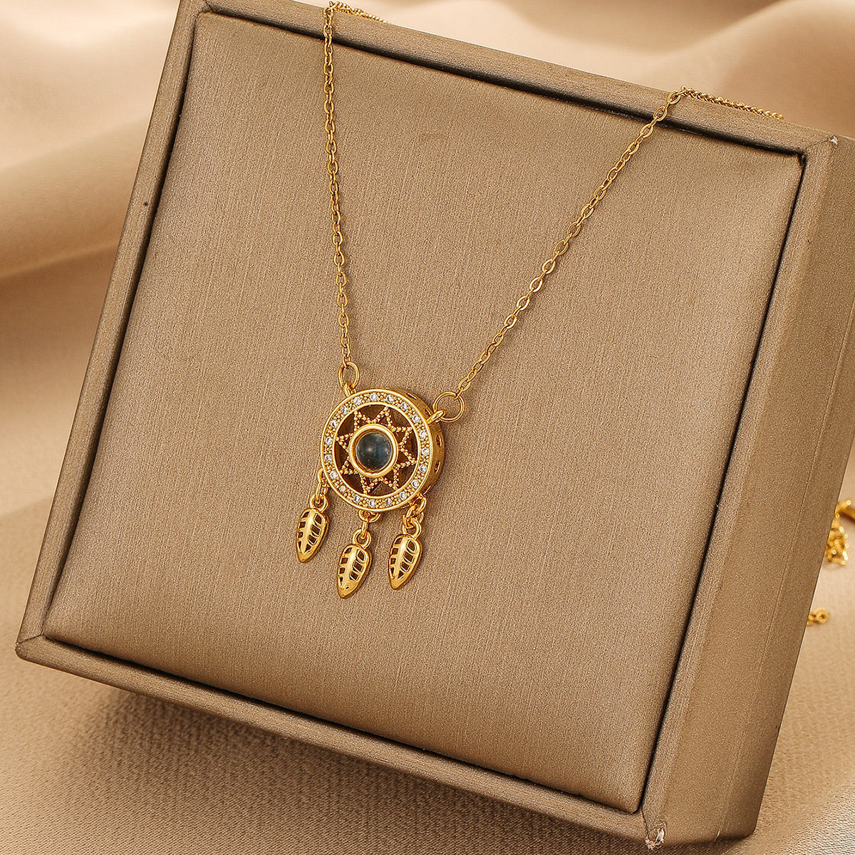 Vintage Style Dreamcatcher Copper 18k Gold Plated Pendant Necklace