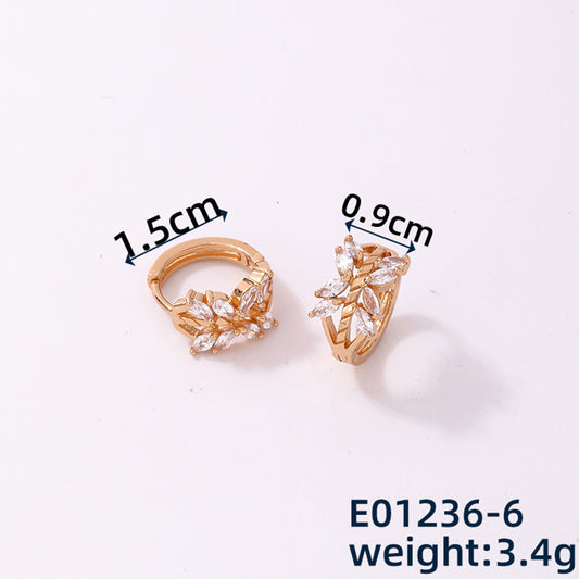 1 Piece Casual Simple Style Leaves Copper Zircon Rose Gold Plated Silver Plated Huggie Earrings