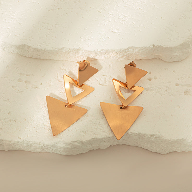 1 Pair Elegant French Style Streetwear Triangle Plating Hollow Out Stainless Steel Gold Plated Drop Earrings