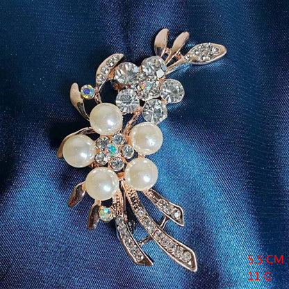 Elegant Leaf Flower Alloy Women'S Brooches