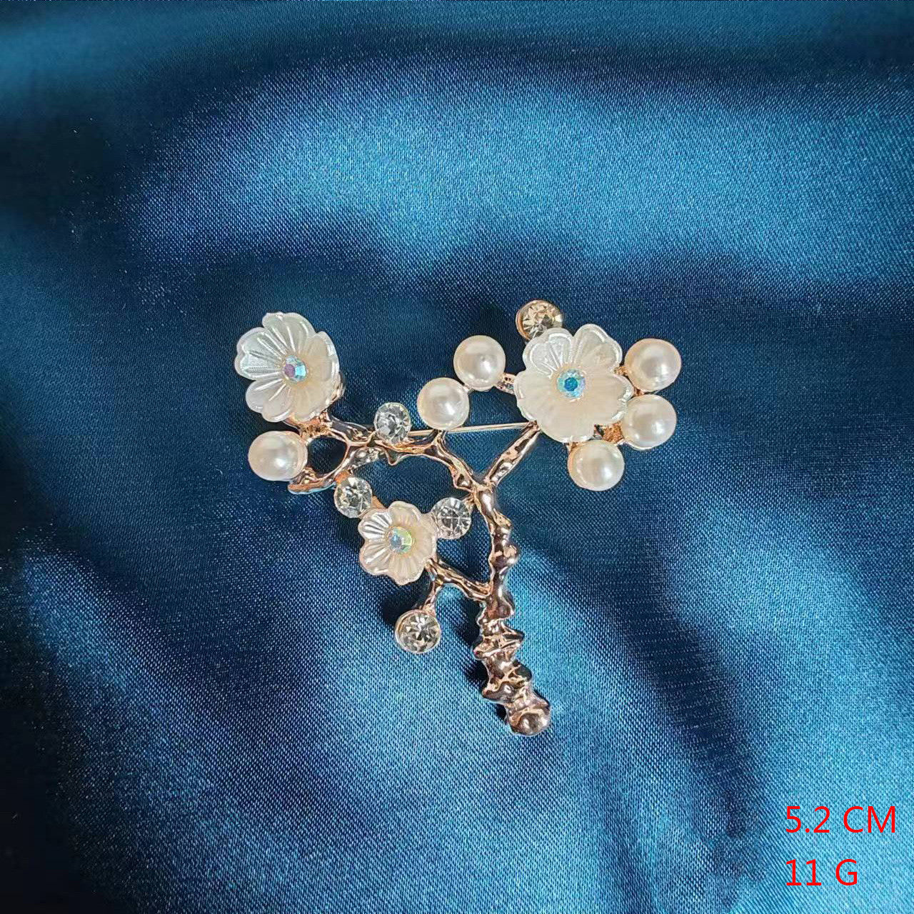 Elegant Leaf Flower Alloy Women'S Brooches