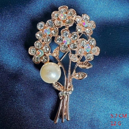 Elegant Leaf Flower Alloy Women'S Brooches