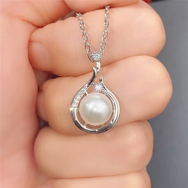 Simple Style Water Droplets Copper Plating Hollow Out Inlay Zircon White Gold Plated Pendant Necklace