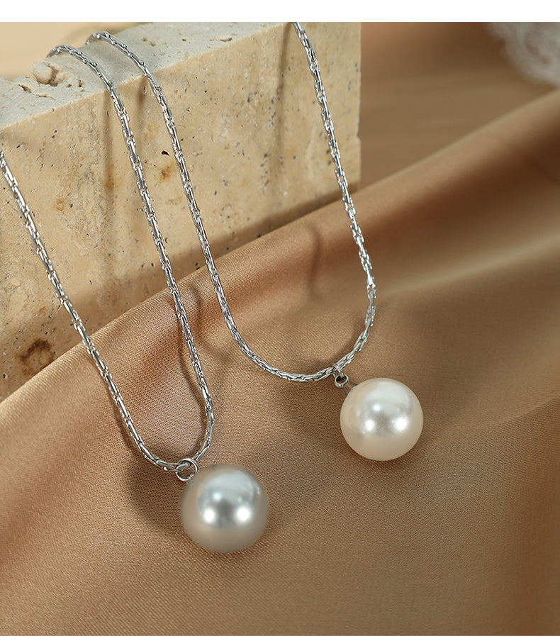 Simple Style Round Pearl Glass Bead Titanium Steel Plating 18k Gold Plated Necklace