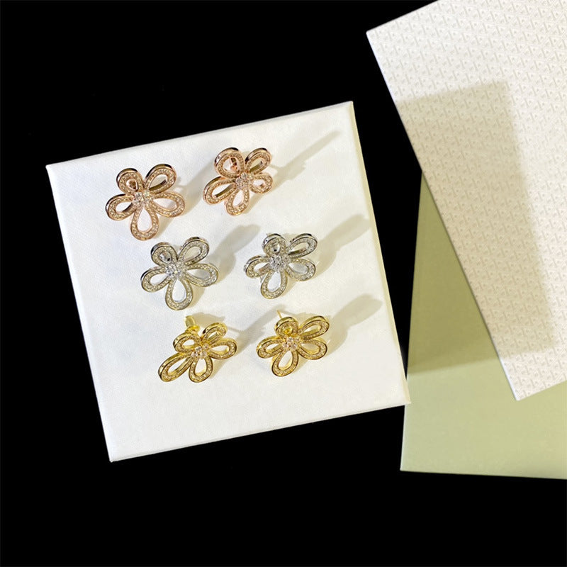 1 Pair Simple Style Flower Plating Inlay Copper Diamond Ear Studs