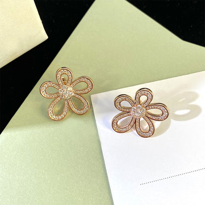 1 Pair Simple Style Flower Plating Inlay Copper Diamond Ear Studs