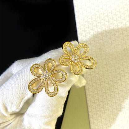 1 Pair Simple Style Flower Plating Inlay Copper Diamond Ear Studs