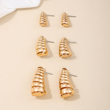 1 Pair Elegant Retro Exaggerated Solid Color Pleated Hollow Out Alloy Ear Studs