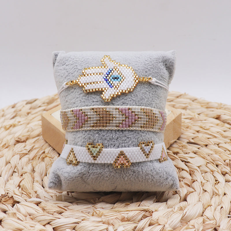 Vintage Style Bohemian Palm Heart Shape Arrow Glass Beaded Knitting Women's Bracelets