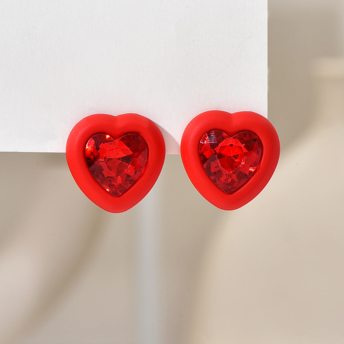 1 Pair Sweet Round Water Droplets Heart Shape Inlay Arylic Rhinestones Ear Studs