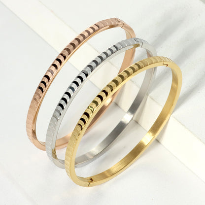 Stainless Steel Ig Style Elegant Simple Style Geometric Letter Electrocardiogram Plating Carving Bangle