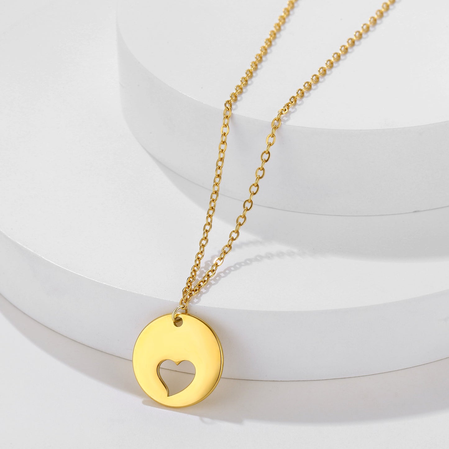 Stainless Steel Retro Simple Style Heart Shape Plating Carving Pendant Necklace