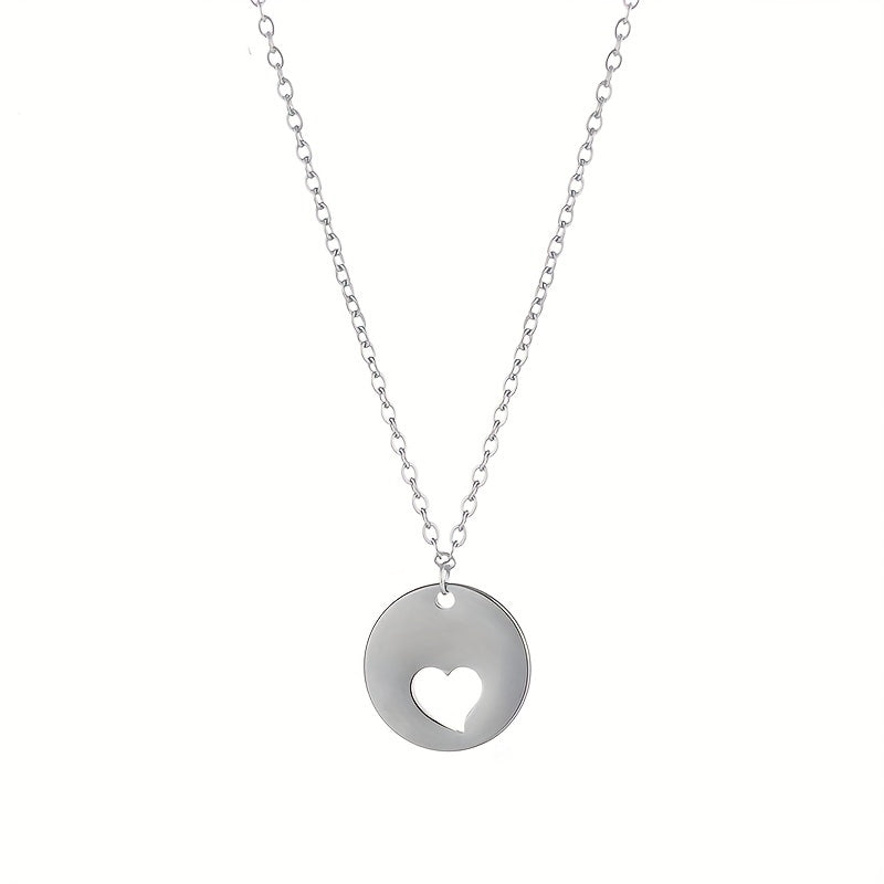 Stainless Steel Retro Simple Style Heart Shape Plating Carving Pendant Necklace