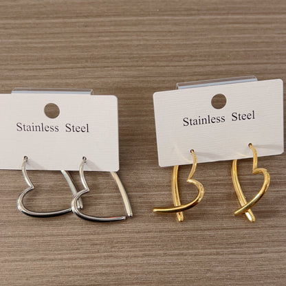 1 Pair Simple Style Classic Style Streetwear Heart Shape Plating Stainless Steel 18k Gold Plated Ear Studs