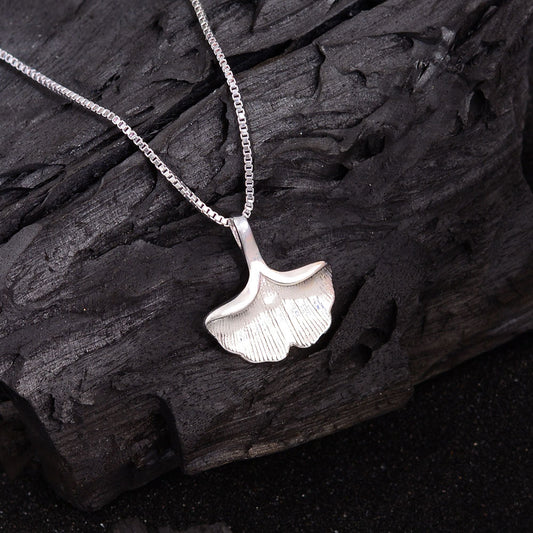 Copper Simple Style Ginkgo Leaf Plating Pendant Necklace