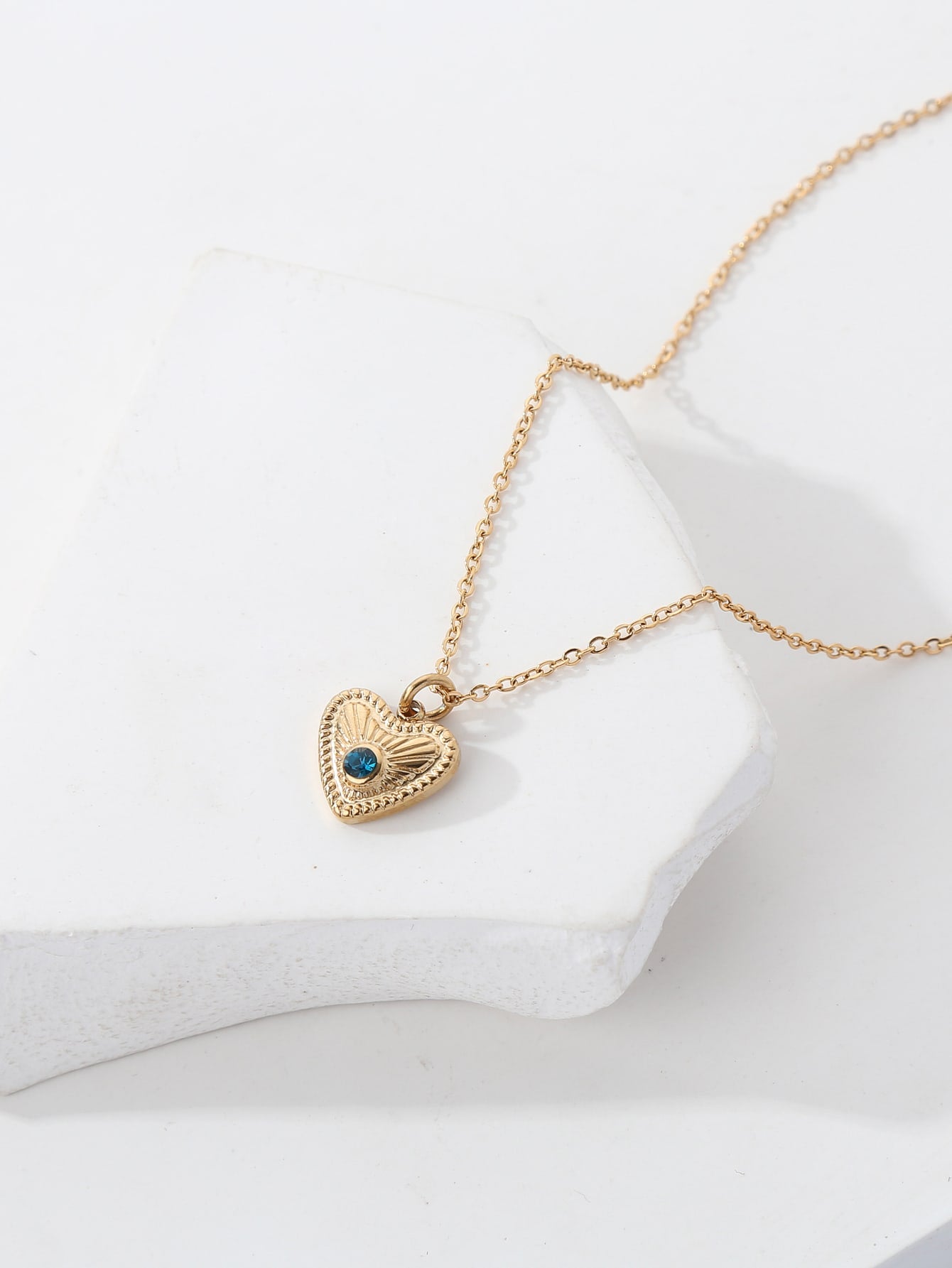 Copper Vintage Style Heart Shape Plating Inlay Turquoise Zircon Pendant Necklace