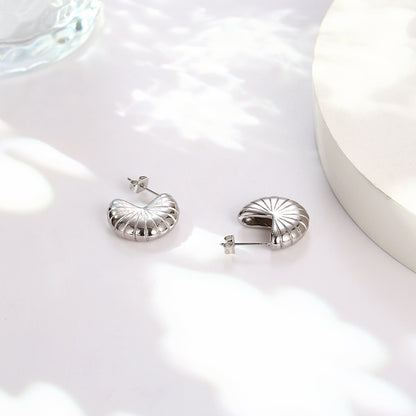 1 Pair IG Style Irregular Heart Shape Shell Plating Stainless Steel Ear Studs