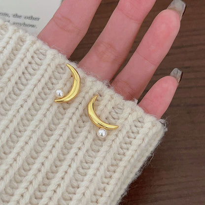 1 Pair Simple Style Moon Sterling Silver Ear Studs