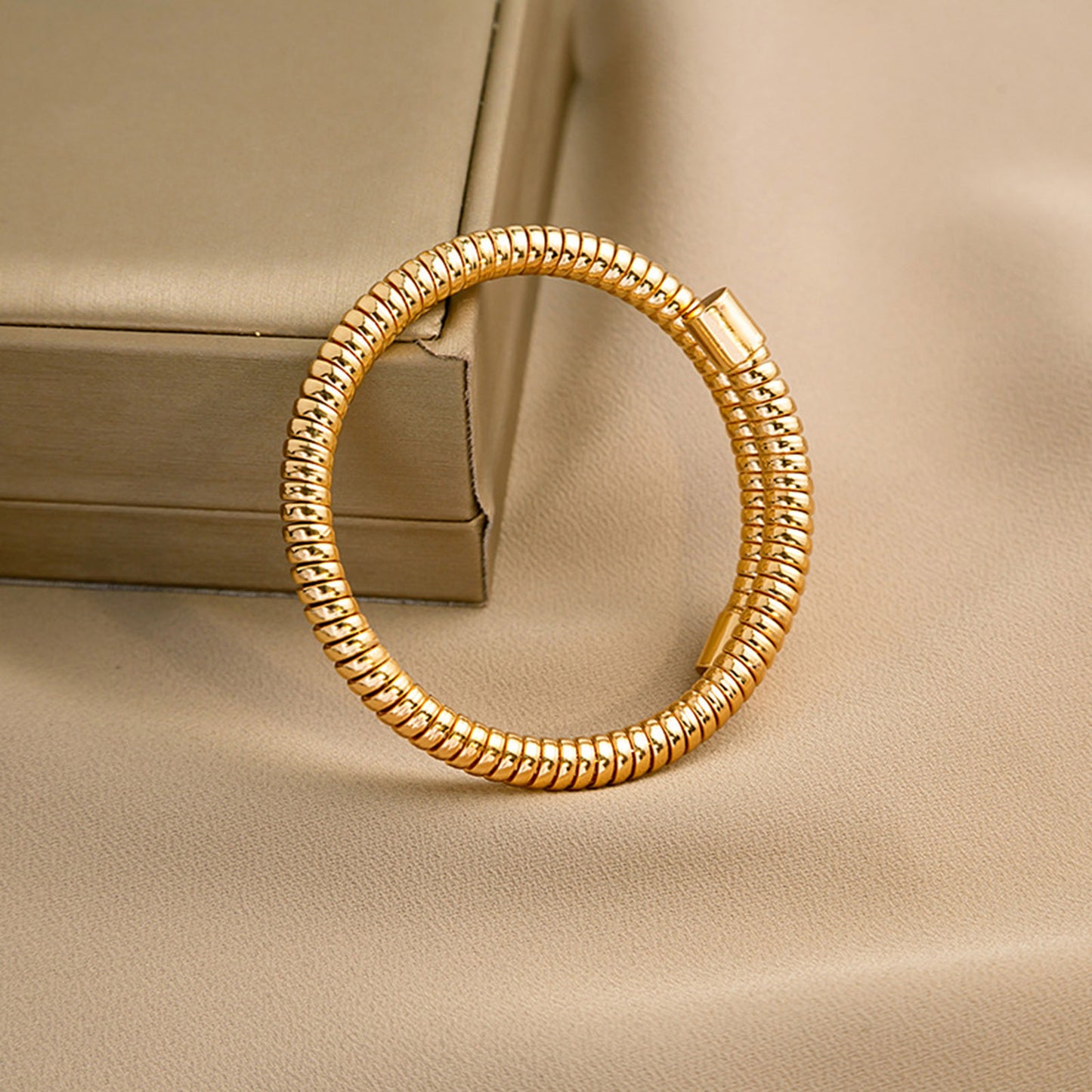 Elegant Simple Style Round Alloy Plating Women's Bracelets Necklace