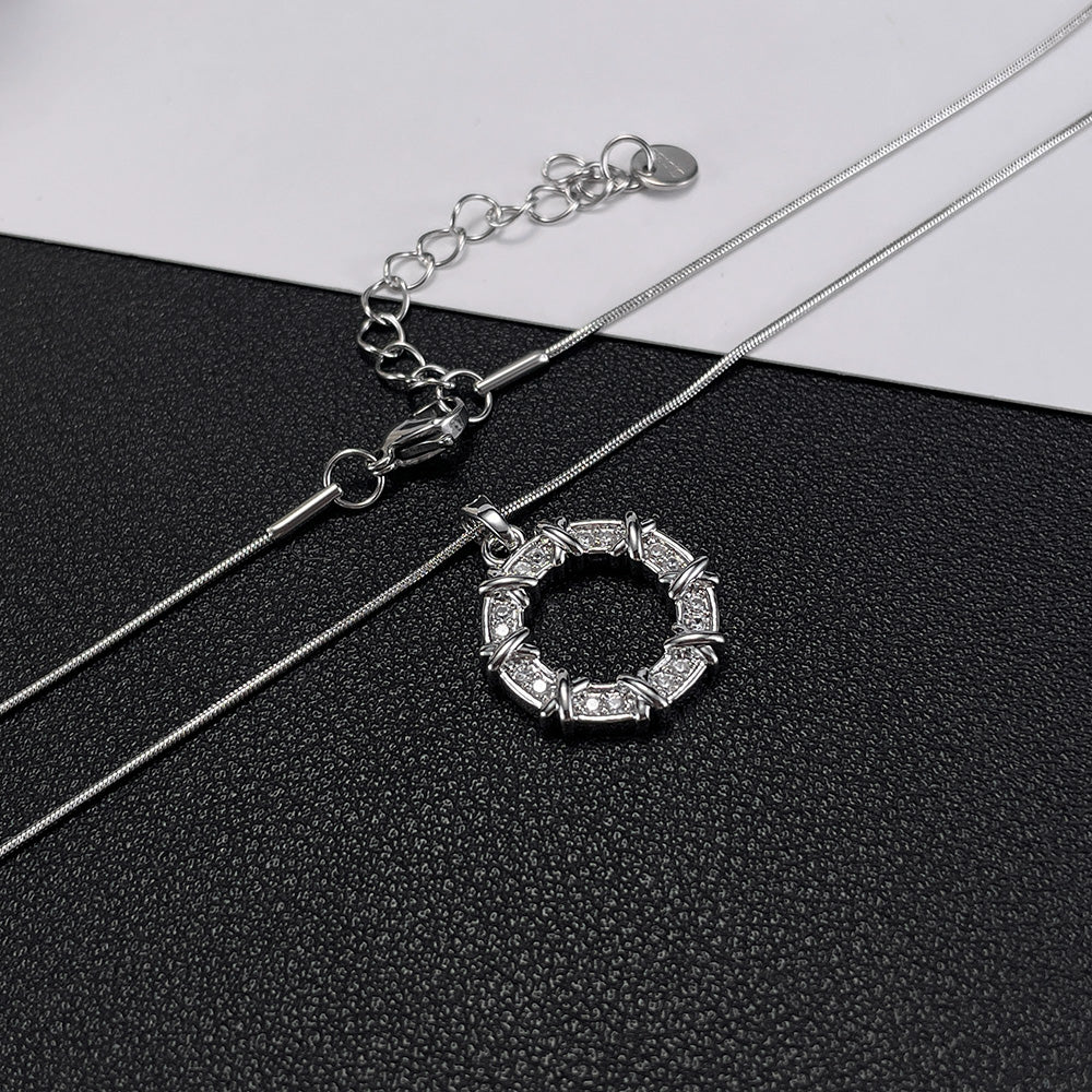 Stainless Steel Copper Simple Style Circle Pendant Necklace