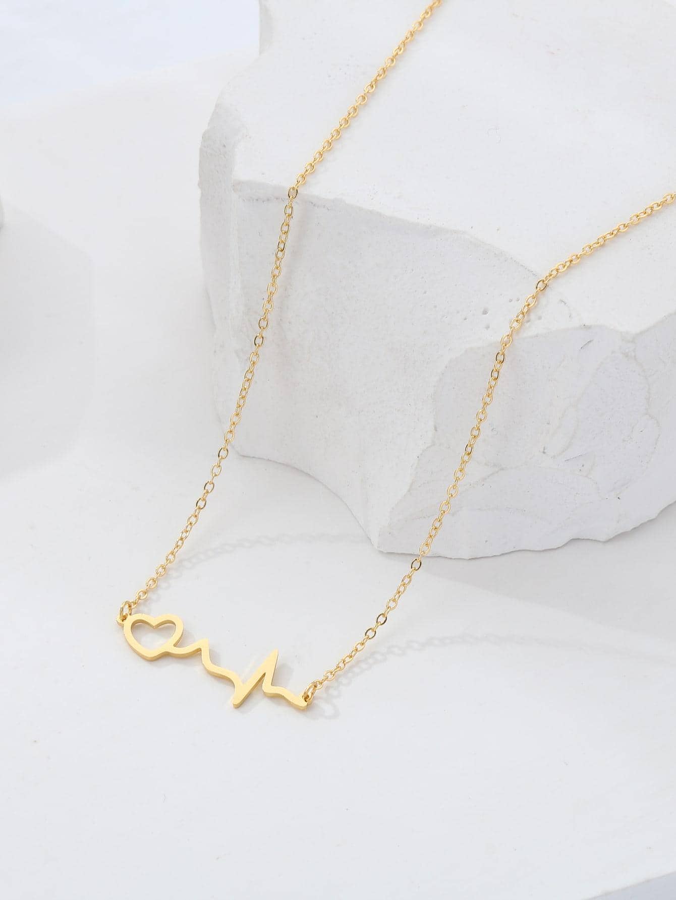 Copper 18K Gold Plated IG Style Simple Style Letter Electrocardiogram Heart Shape Hollow Out Inlay Zircon Pendant Necklace