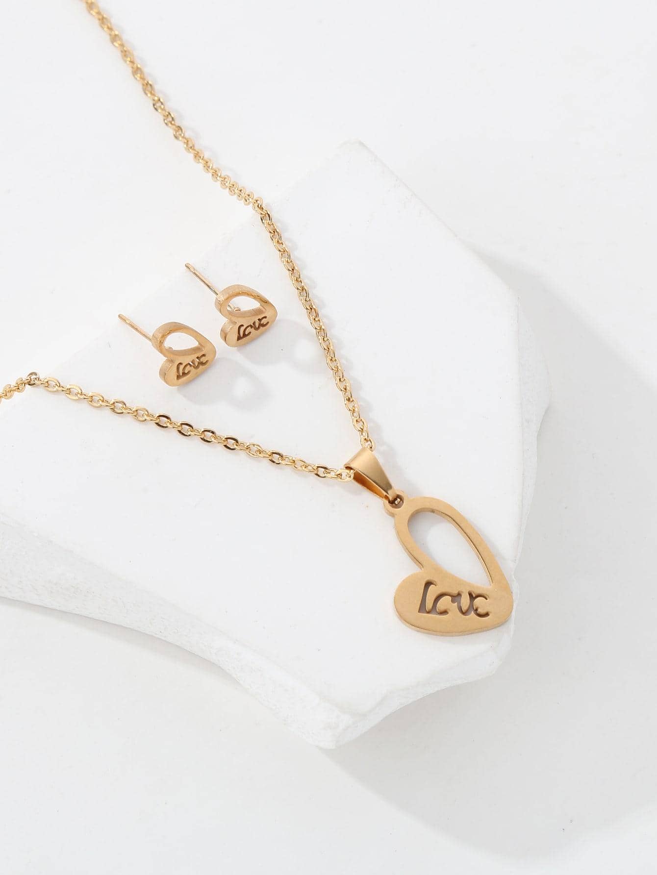 Stainless Steel 18K Gold Plated Simple Style Letter Heart Shape Butterfly Earrings Necklace