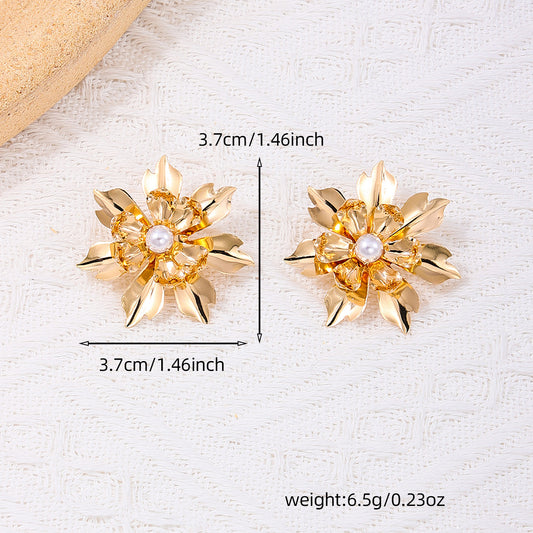 1 Pair Sweet Flower Hollow Out Alloy Ear Studs