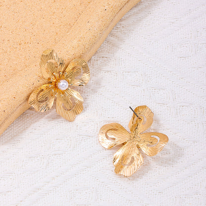 1 Pair Sweet Simple Style Flower Alloy Ear Studs