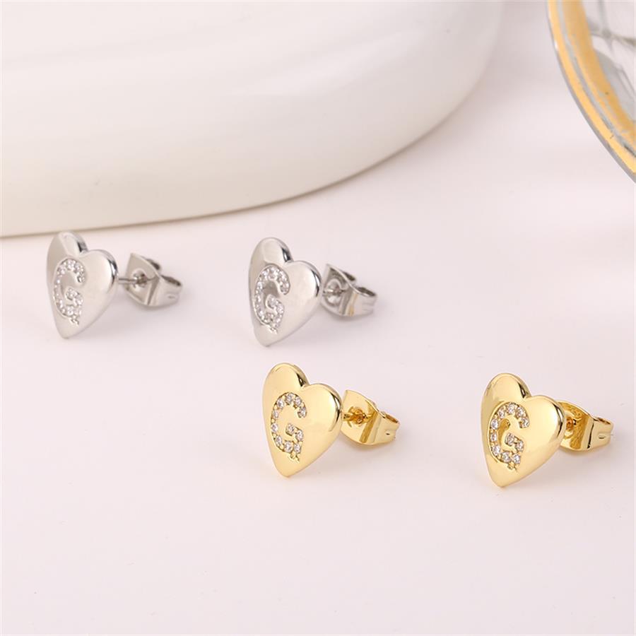 1 Pair Simple Style Letter Heart Shape Inlay Copper Rhinestones 18K Gold Plated White Gold Plated Ear Studs