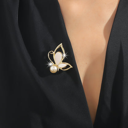 Elegant Butterfly Alloy Inlay Artificial Pearls Women's Brooches