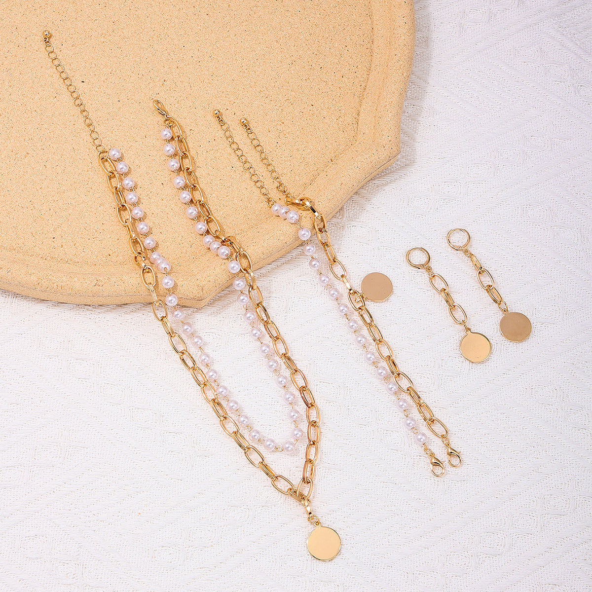 IG Style Commute Round Plastic Ferroalloy Beaded Women's Jewelry Set