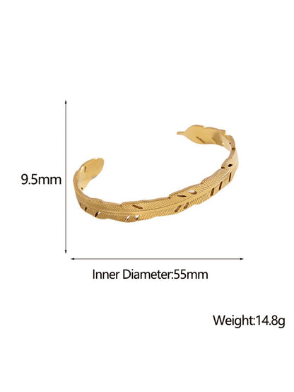 Titanium Steel 18K Gold Plated Exaggerated Simple Style British Style Round Oval Solid Color Criss Cross Polishing Bangle