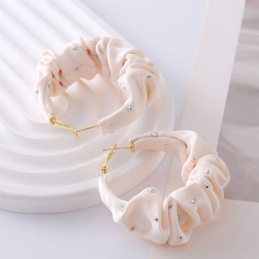1 Pair Vacation Simple Style Solid Color Pleated Inlay Cloth Rhinestones Gold Plated Earrings