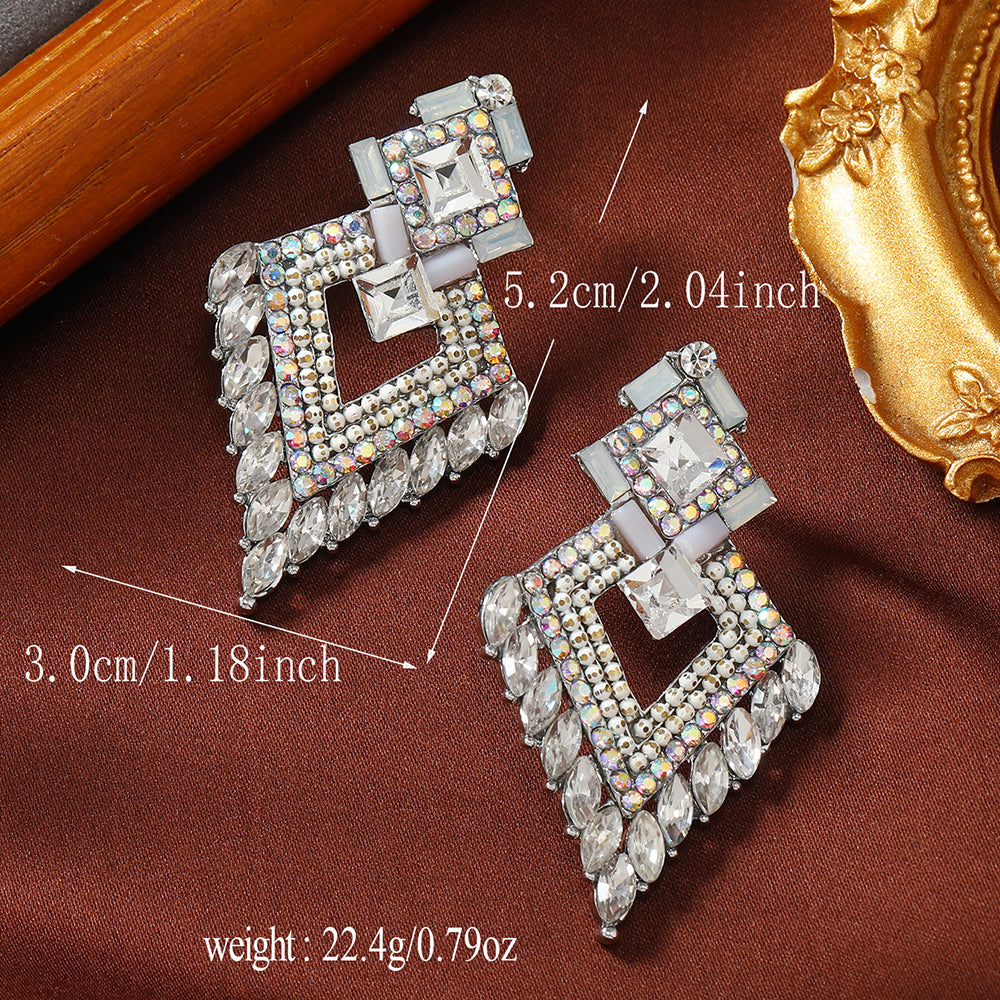 1 Pair Elegant Glam Rhombus Alloy Rhinestones Silver Plated Drop Earrings