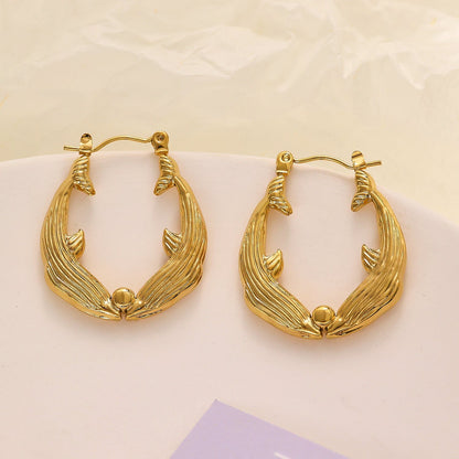 1 Pair Retro Simple Style Dolphin Fish Plating Titanium Steel 18K Gold Plated Hoop Earrings