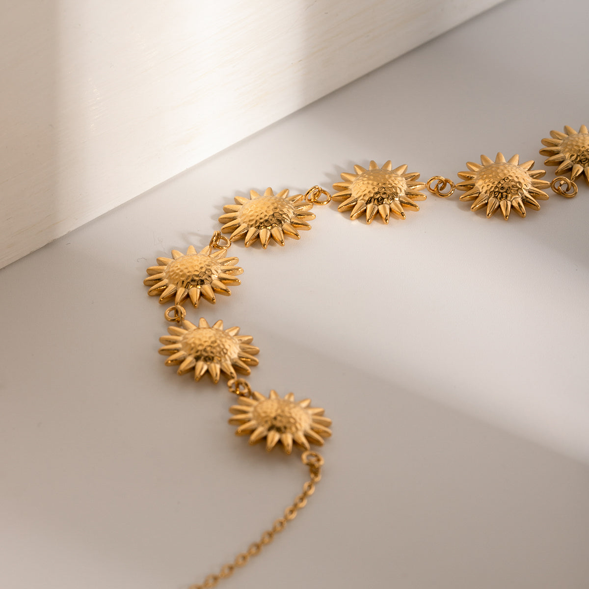 Stainless Steel 18K Gold Plated IG Style Flower Necklace