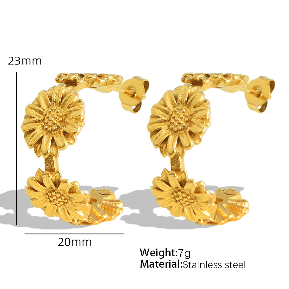 1 Pair Elegant Sweet C Shape Chrysanthemum Frill Titanium Steel 18K Gold Plated Ear Studs