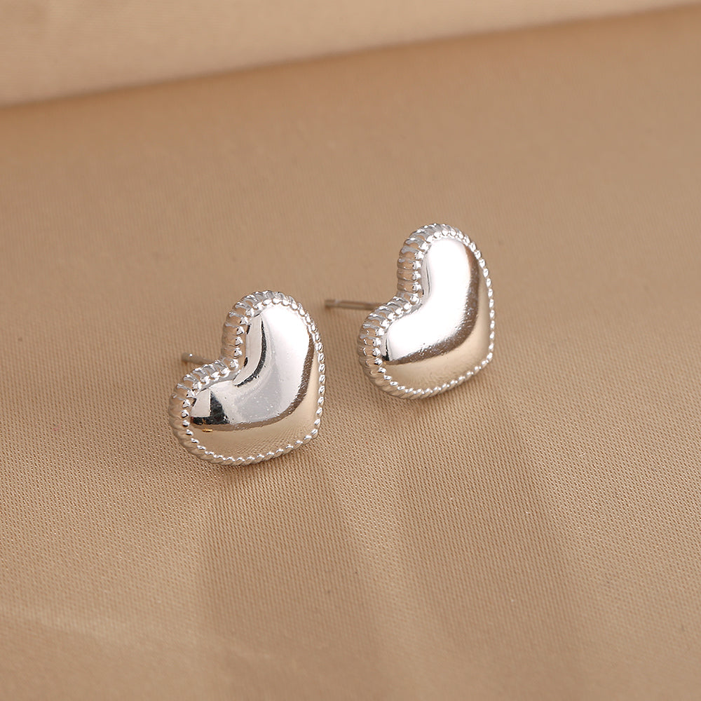 1 Pair Casual Simple Style Sunflower Heart Shape Butterfly Stainless Steel 18K Gold Plated Ear Studs