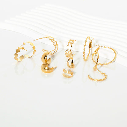 1 Set Sweet Simple Style Round Heart Shape Plating Iron Gold Plated Ear Studs