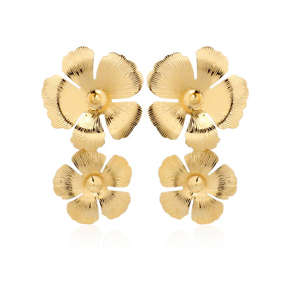 1 Pair Elegant Sweet Commute Flower Plating Iron Gold Plated Drop Earrings