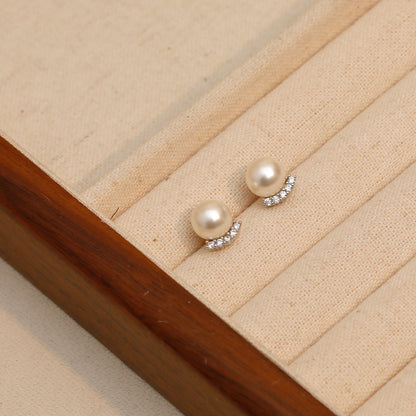 1 Pair Elegant Round Pearl Copper 18K Gold Plated Ear Studs