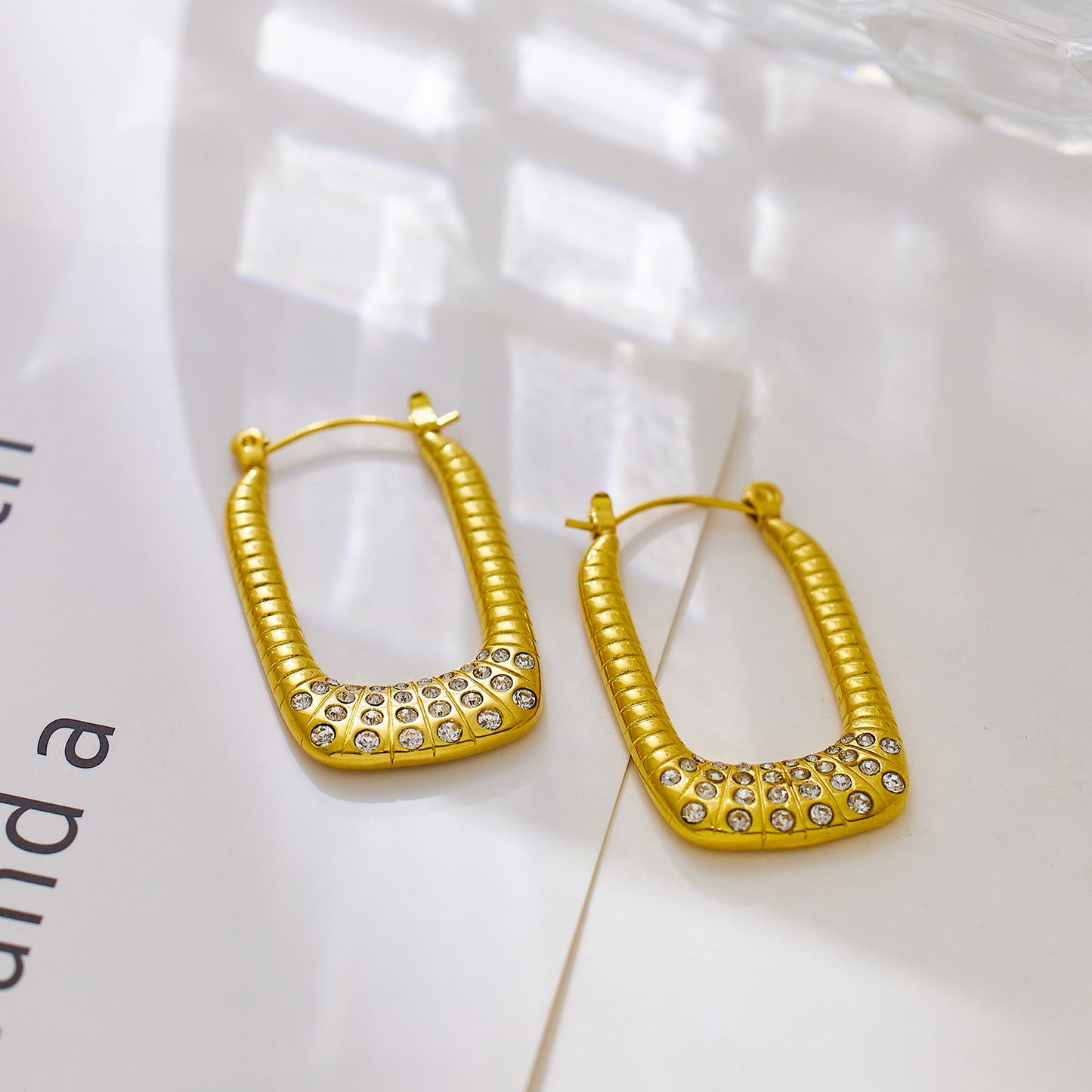 1 Pair Modern Style Simple Style British Style Solid Color Inlay Titanium Steel Zircon 18K Gold Plated Earrings