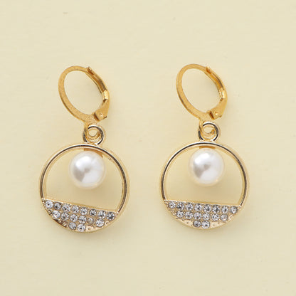 1 Piece Sweet Simple Style Round Letter Bow Knot Hollow Out Inlay Alloy Pearl Zircon Drop Earrings