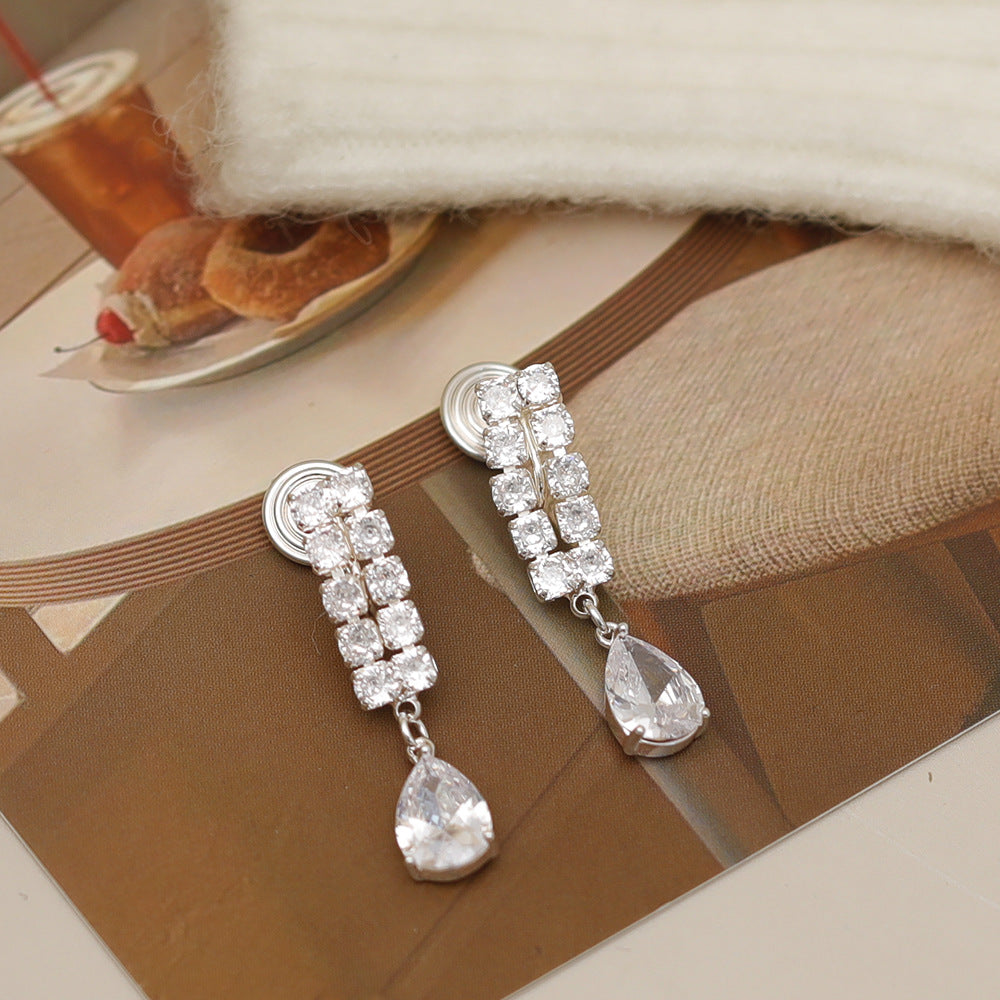 1 Pair Elegant Sweet Water Droplets Inlay Copper Zircon 18K Gold Plated Drop Earrings