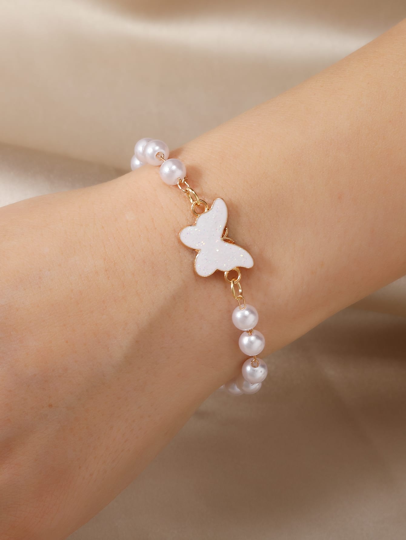 Simple Style Butterfly Artificial Pearl Alloy Women's Bracelets