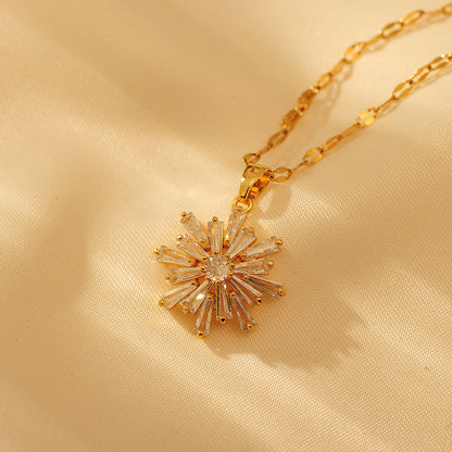 Copper Elegant Simple Style Inlay Snowflake Artificial Diamond Pendant Necklace