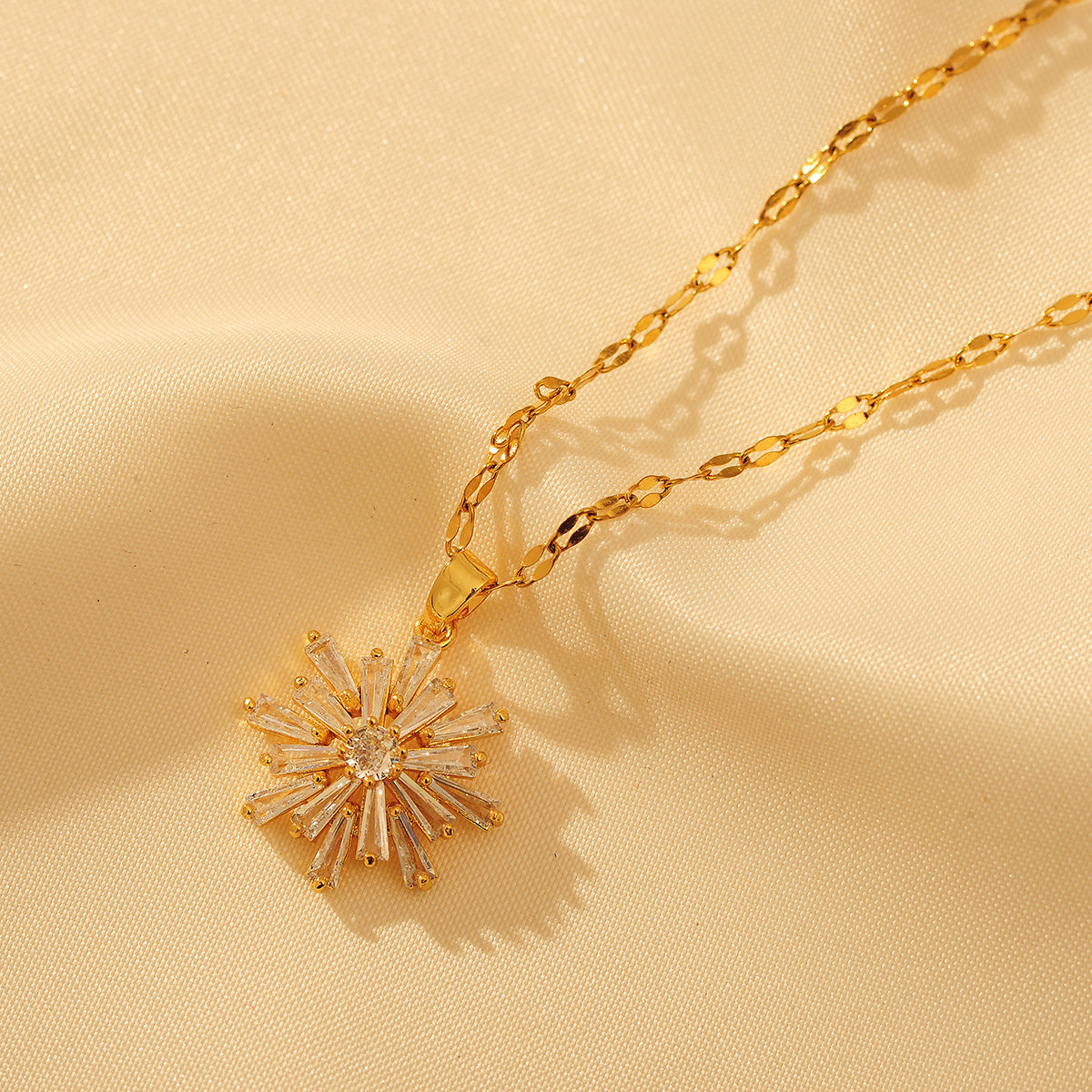 Copper Elegant Simple Style Inlay Snowflake Artificial Diamond Pendant Necklace