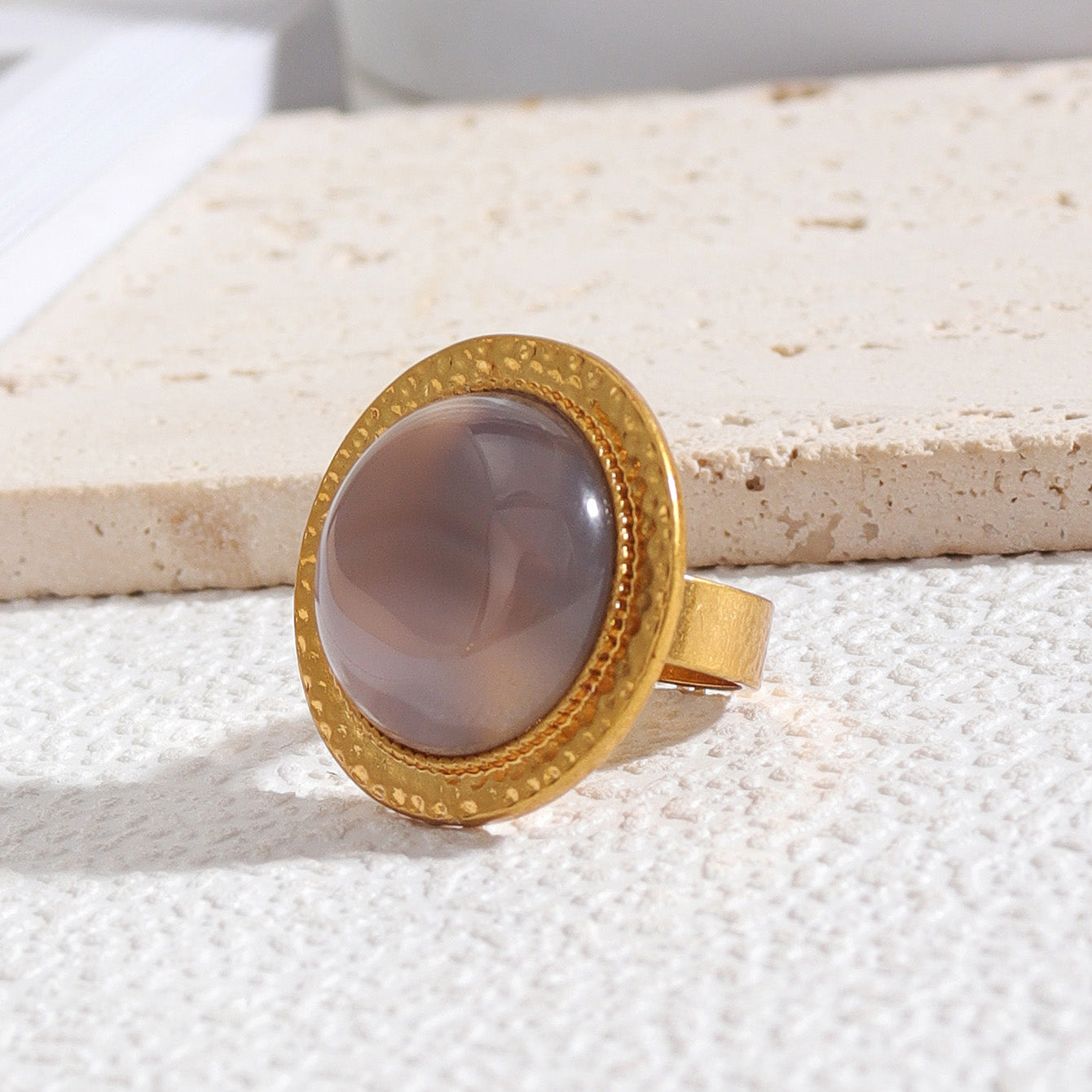 Wholesale Jewelry Glam Lady Shiny Round Alloy Natural Stone Inlay Rings